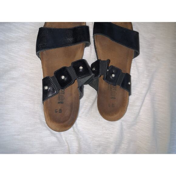 Naot Sandals Womens Black Leather 40 Black Sliver Beaded Shoes 9 - Picture 2 of 3